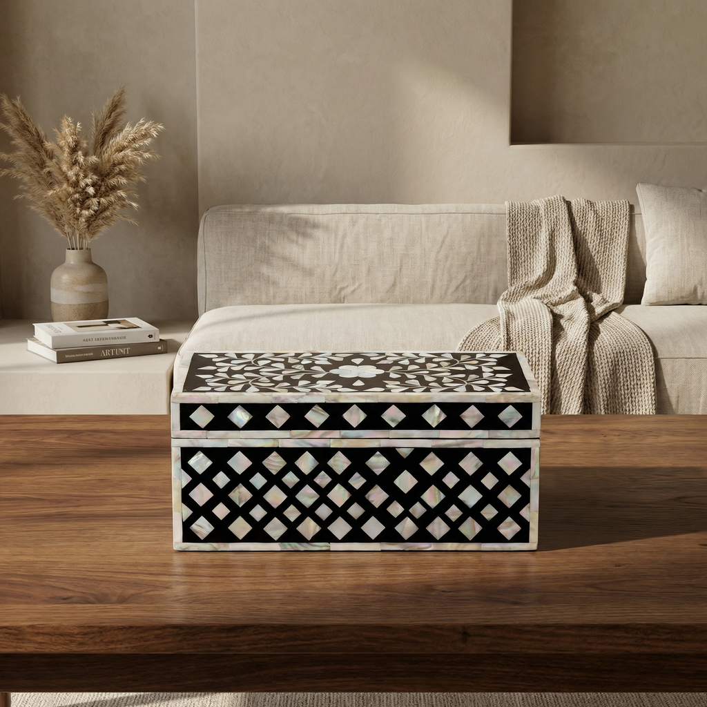 Jewellery Box Black | Mother of Pearl | 25x12.5x12.5 cm