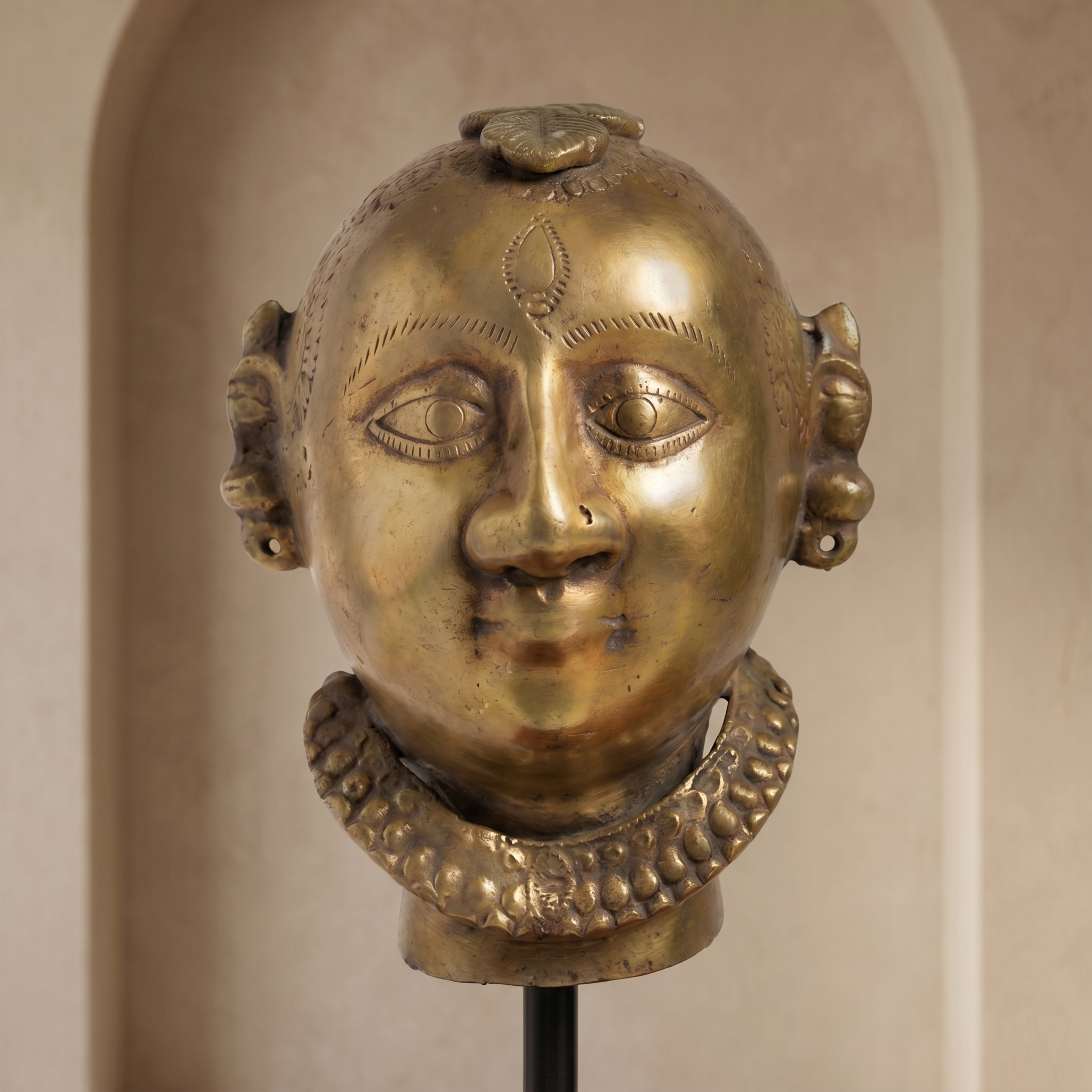 Vintage Brass Idol | Iron Stand | 11x3x4 inch