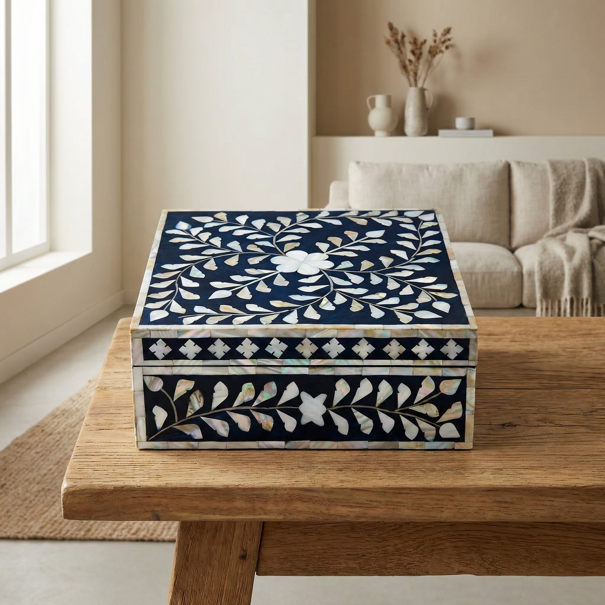 Jewellery Box Black Large | Mother of Pearl Inlay | 10x25x25 cm