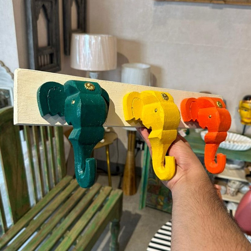 Wooden Elephant Keychain Holder | White Base | 7x17x3 Inch | Assorted Colours
