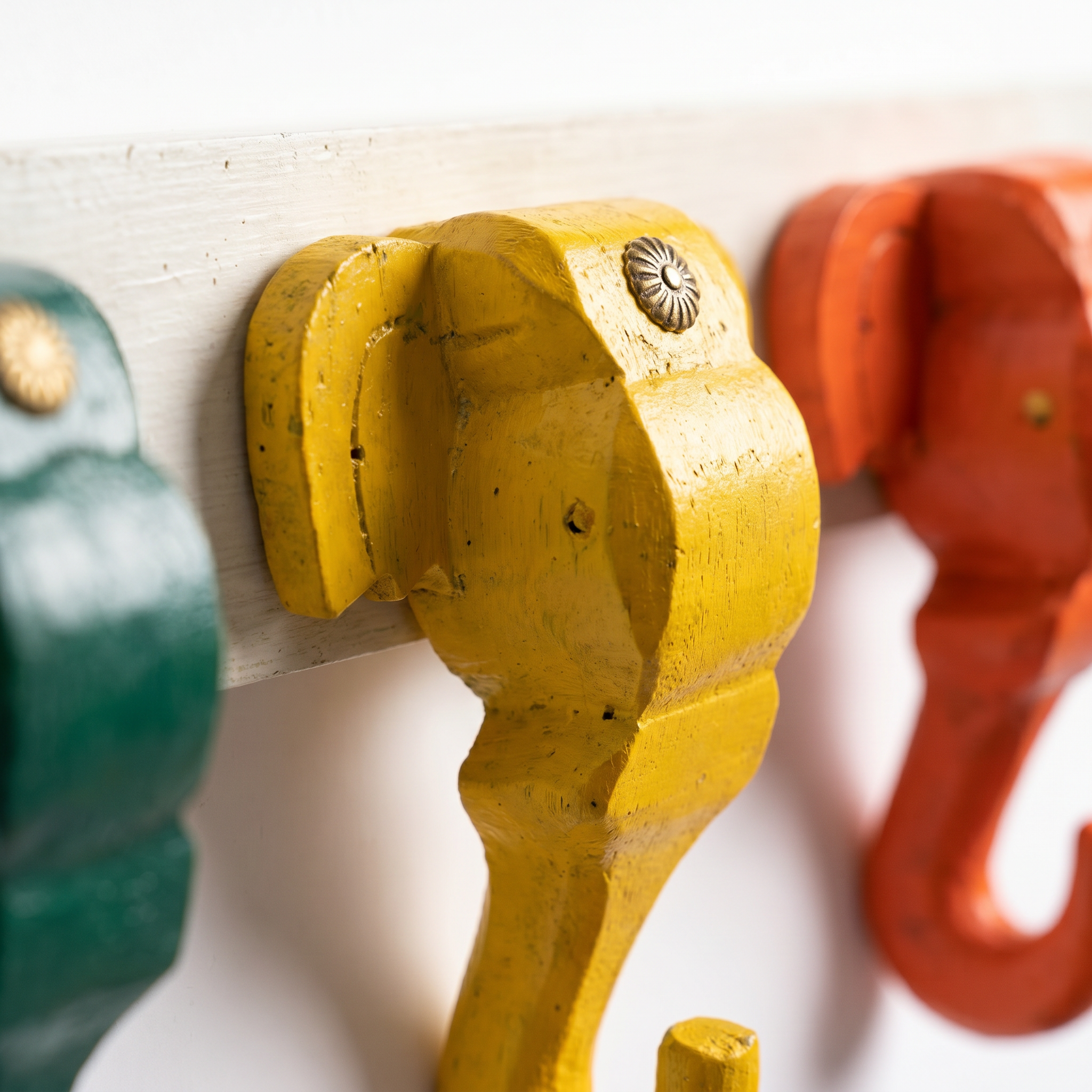 Wooden Elephant Keychain Holder | White Base | 7x17x3 Inch | Assorted Colours