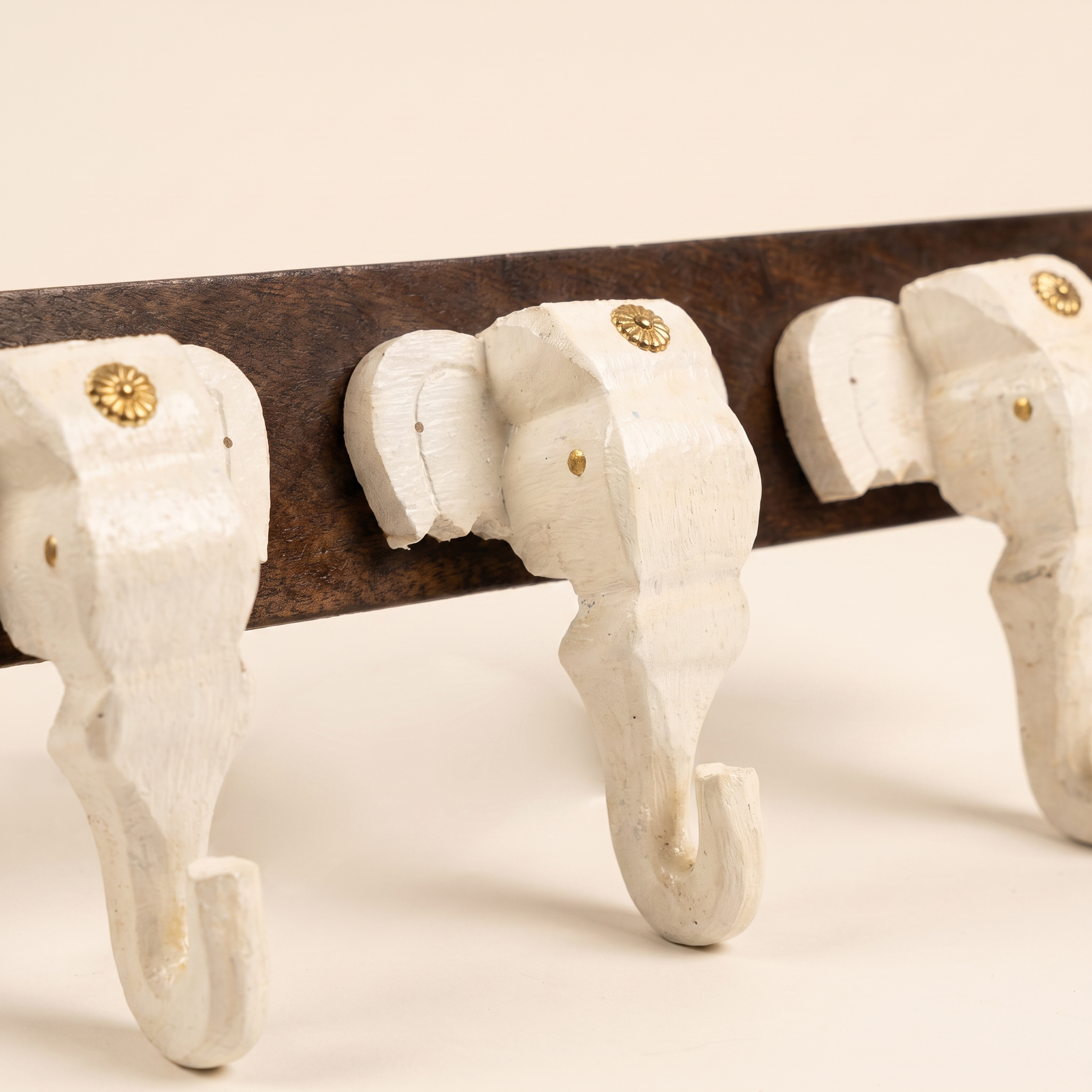 Wooden Elephant Keychain Holder | Brown Base | 7x18x3 Inch | White Elephants