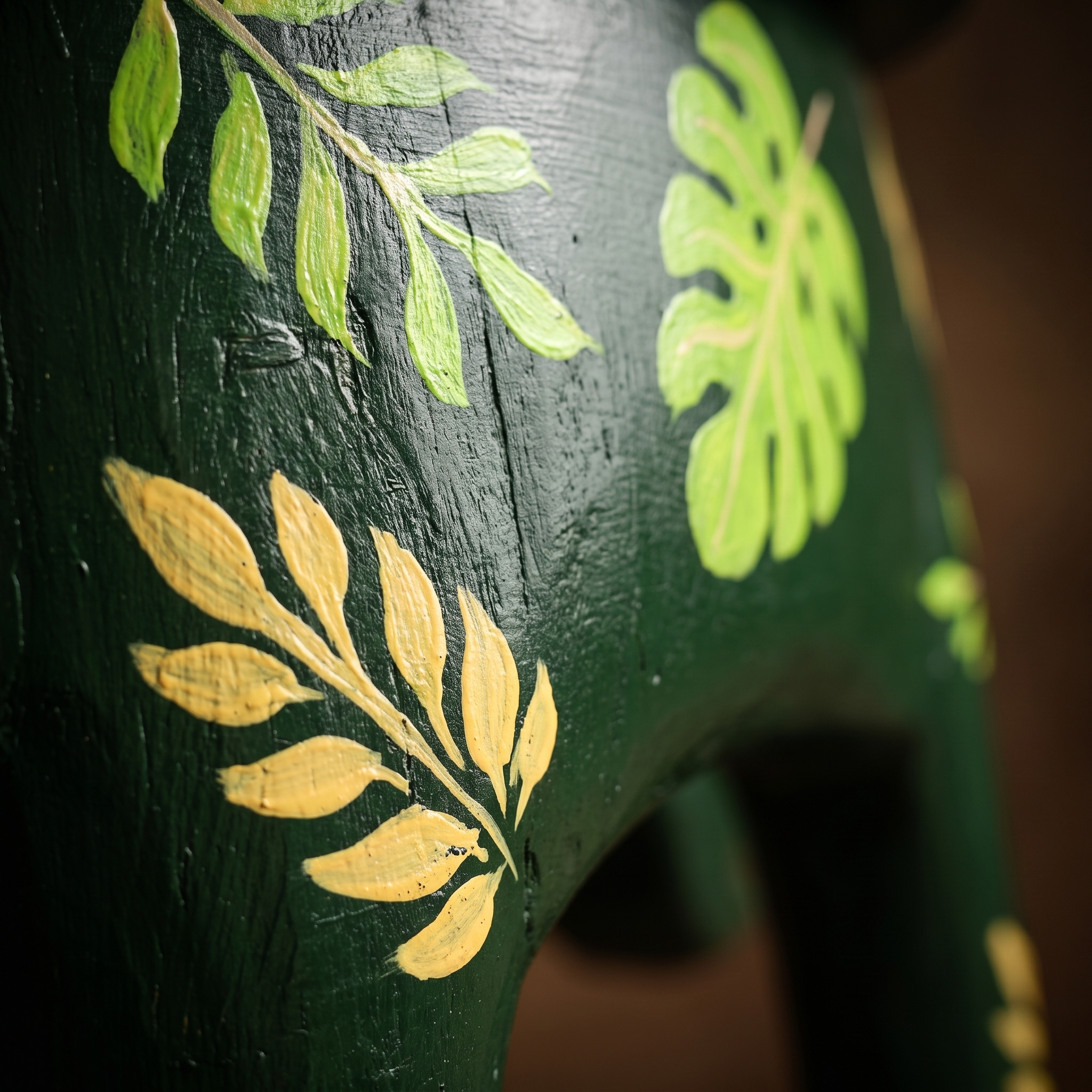 Wooden Elephant Stool | Green with Leaf motifs | 14.5x14.5x14.5 inch