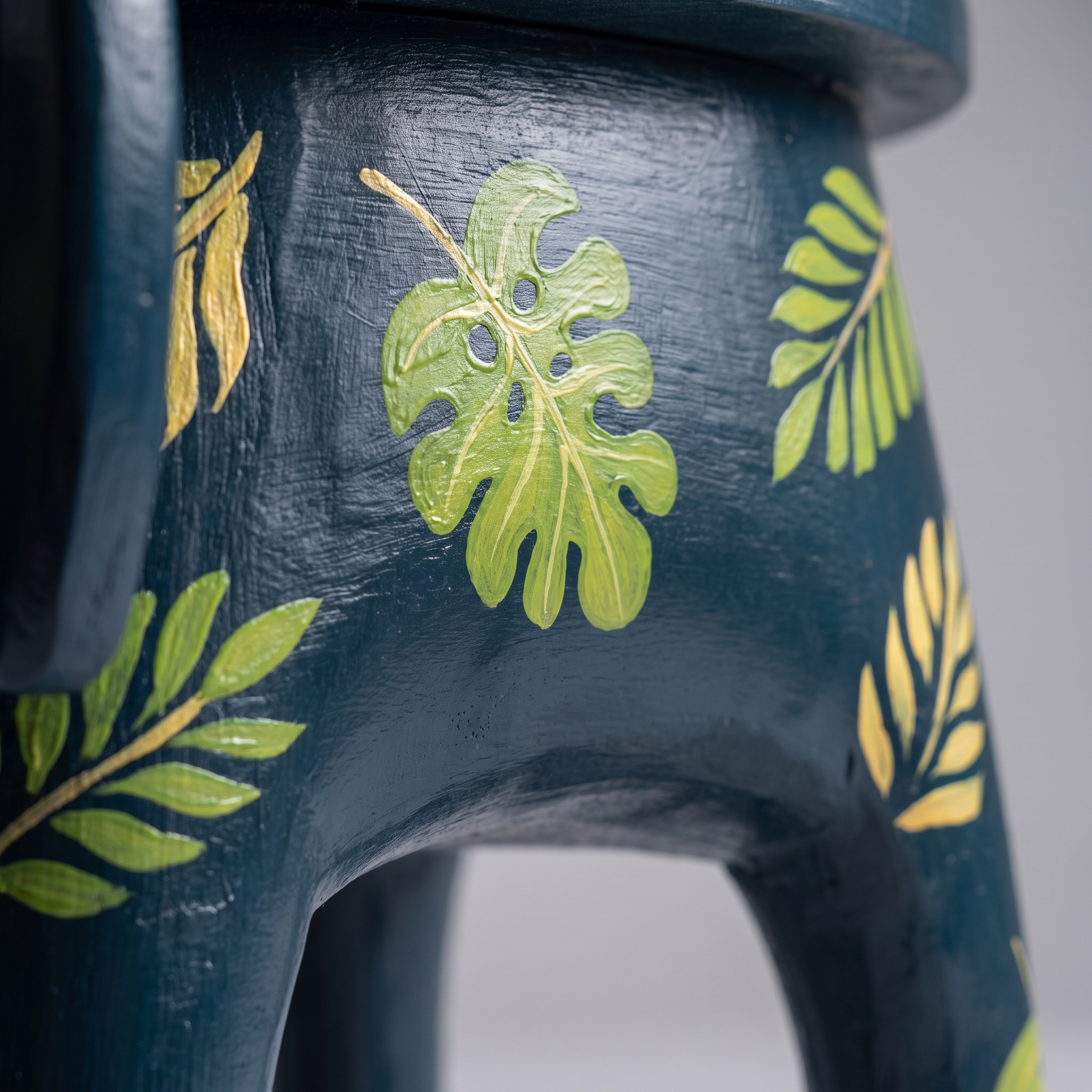 Wooden Elephant Stool | Blue with Leaf motifs | 14.5x14.5x14.5 inch